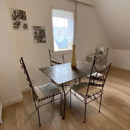 شقة Lumineux De 35m2 Au Coeur De Solesmes (Sarthe)